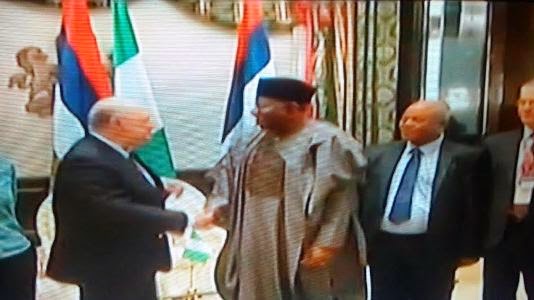 President Jonathan meets with EU observers, praised for conceding defeat